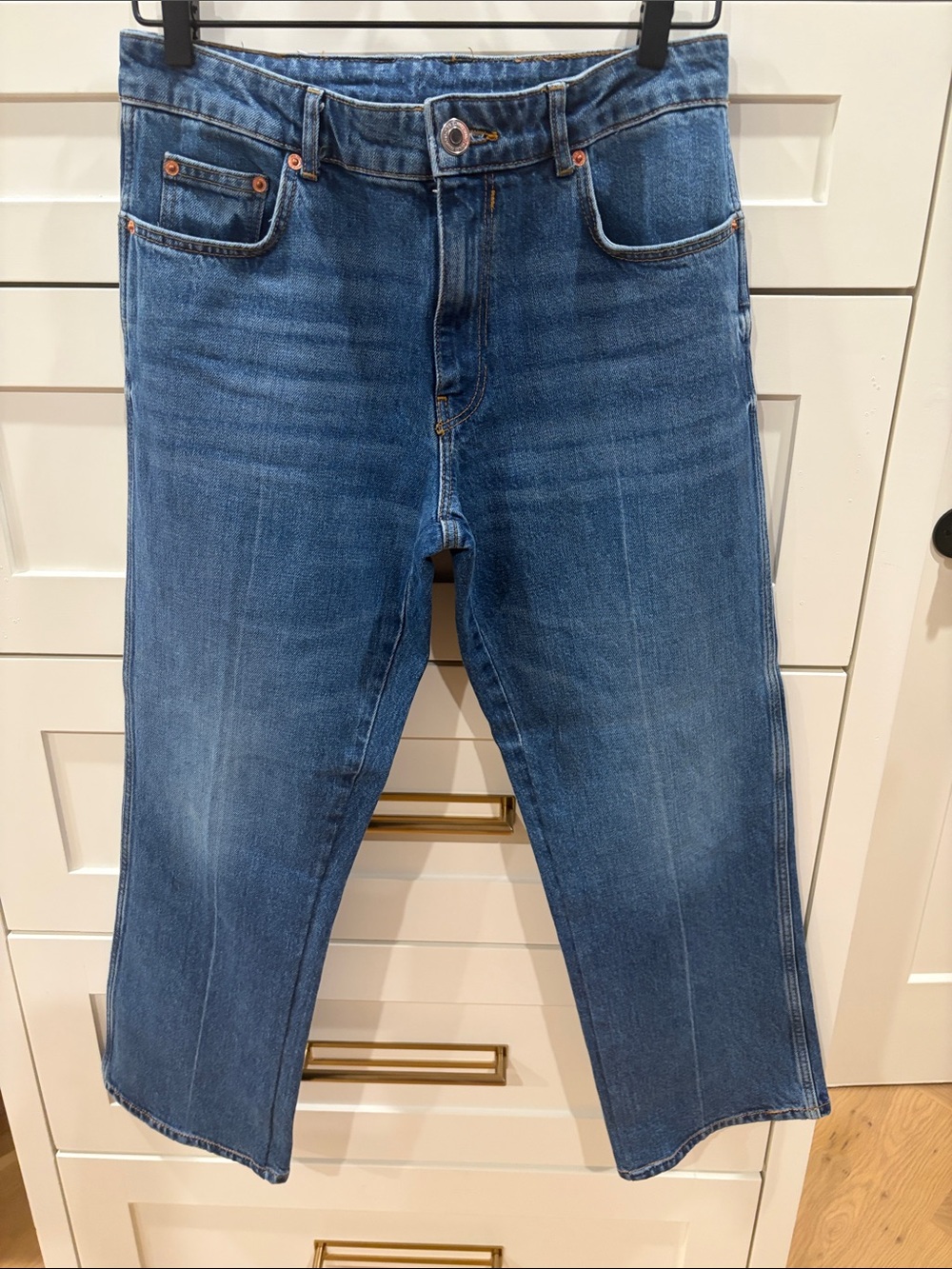 Zara Women's Cropped Blue Straight-Leg Jeans